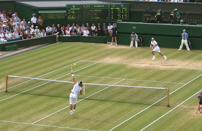 Nadal vs Federer di lapangan rumput